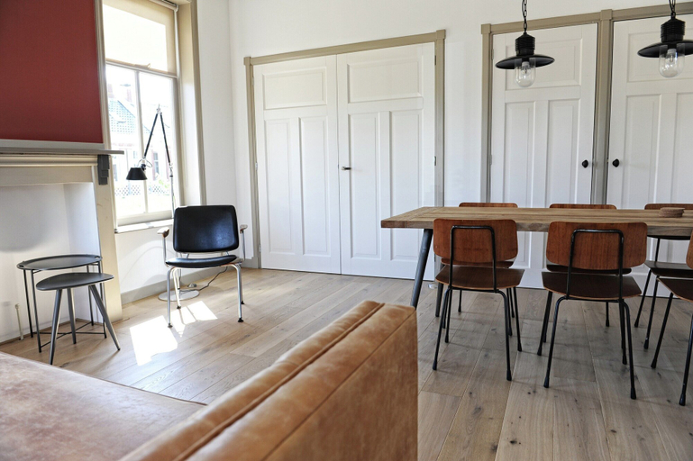 Living room 4, Holiday Home Zoutkamp Near Lauwersmeer, De Marne