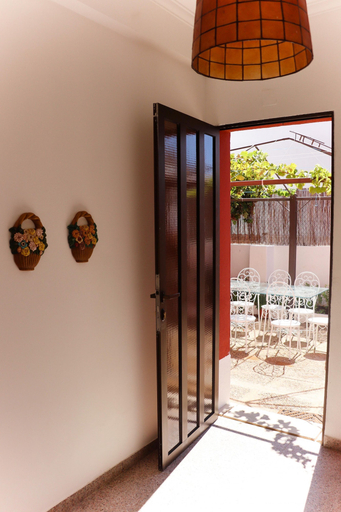Room 3, Summer Villa With Heated Private Pool, Faro