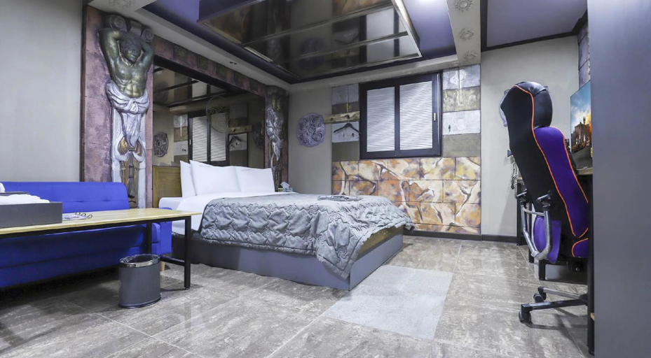 Bedroom 4, Asan Versace, Asan