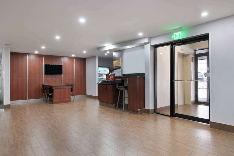 Public Area, Motel 6 Atlanta, GA - Downtown, Atlanta