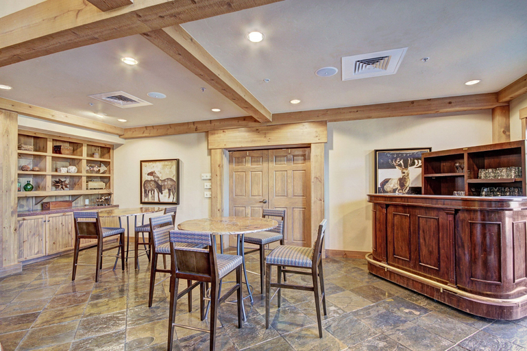 Dining 3, Breckenridge Ski Resort, Summit