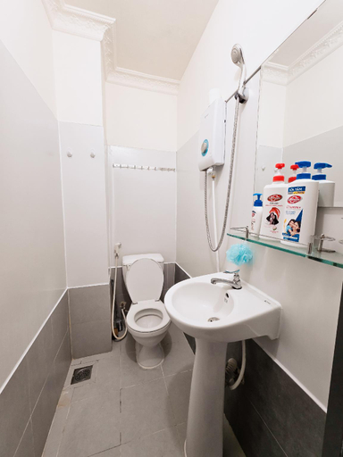 Bathroom, Ho Chi Minh City Houses, District 1