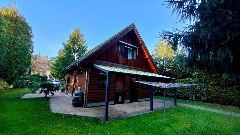 Others 4, Terrace Apartment With Lush Garden, Epe