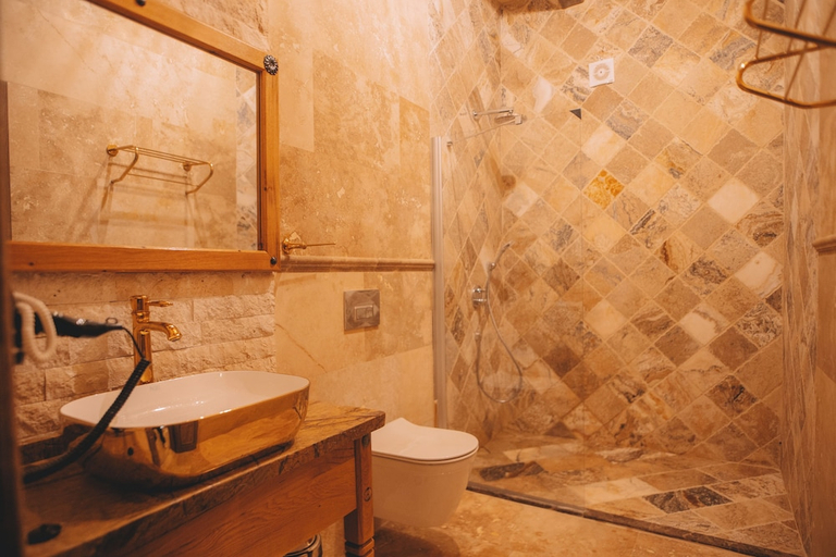 Bathroom 5, Karis Cave Cappadocia, Ürgüp