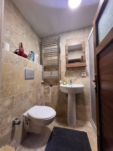 Bathroom 5, Uluyol Stone House, Avanos