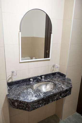 Bathroom 4, Reina Hotel, Distrito Federal