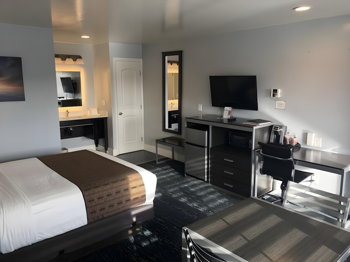 Bedroom 3, Pacific Inn Monterey, Monterey