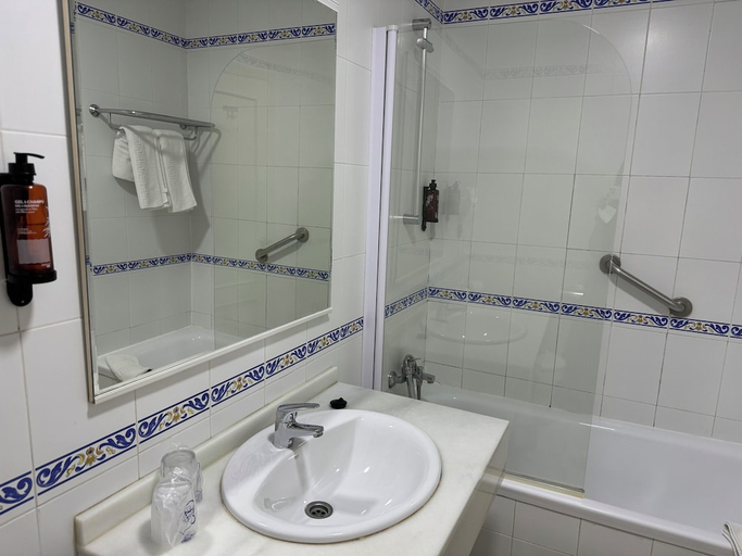 Bathroom 5, Nerja Club by Dorobe, Málaga
