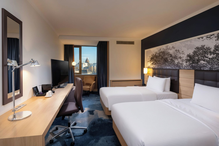 Bedroom 4, Hilton Mainz, Mainz