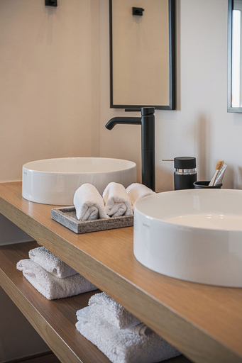 Bathroom 5, Theofilos City Hotel, Crete