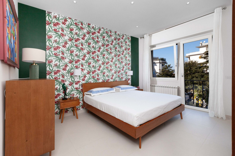 Room 4, Estate4home - Velia, Napoli
