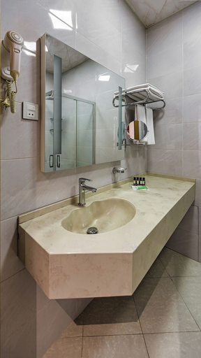 Bathroom 3, METRO CITY HOTEL, Baku