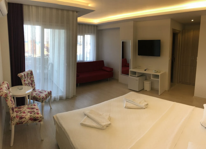 Bedroom 4, Serin Otel, Urla