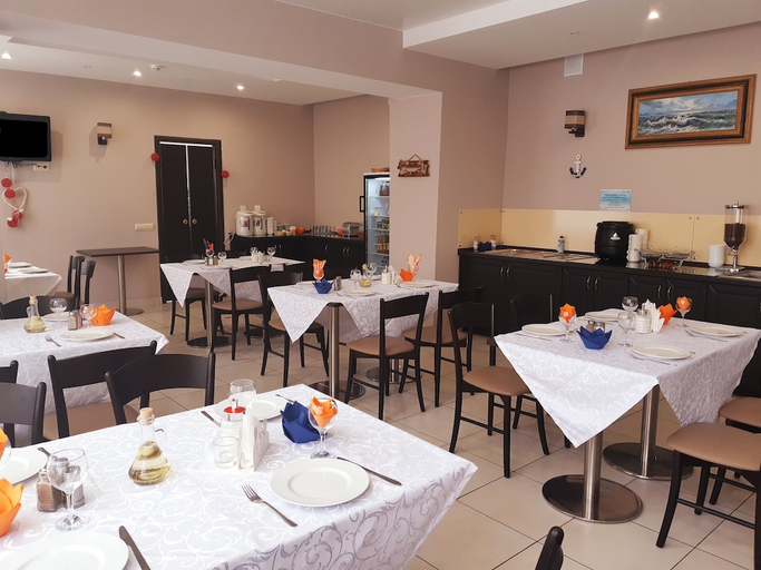 Food & Drinks 4, Mayak Hotel, Gur'evskiy rayon
