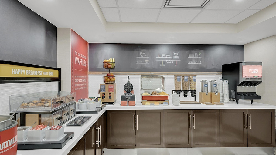 Others 2, Hampton Inn & Suites by Hilton Toronto Markham, York
