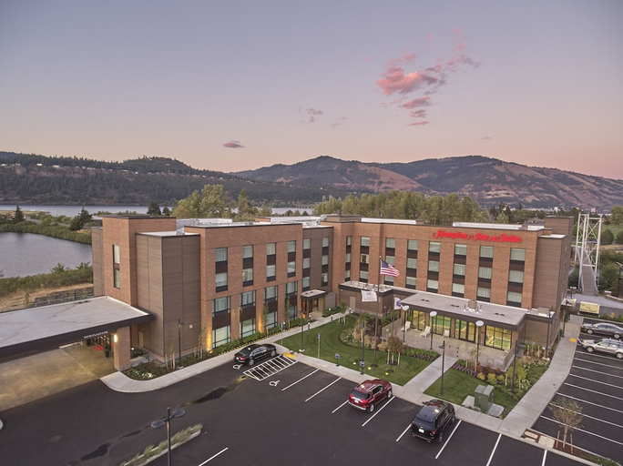 Exterior & Views, Hampton Inn & Suites Hood River, Hood River