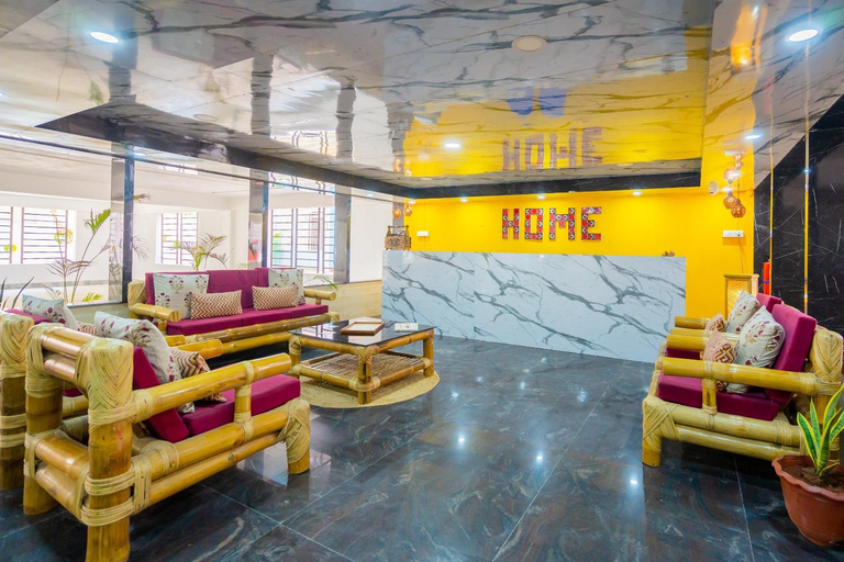 Public Area 3, signature grande, Viluppuram