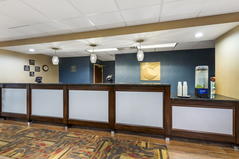 Public Area 2, Comfort Inn, Cleveland South - Richfield, Summit