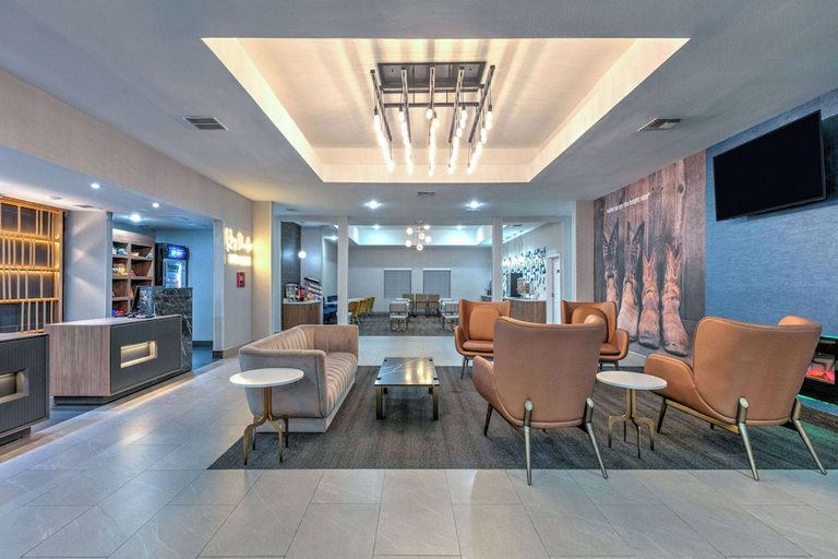 Public Area 3, La Quinta Inn & Suites by Wyndham Decatur, Wise