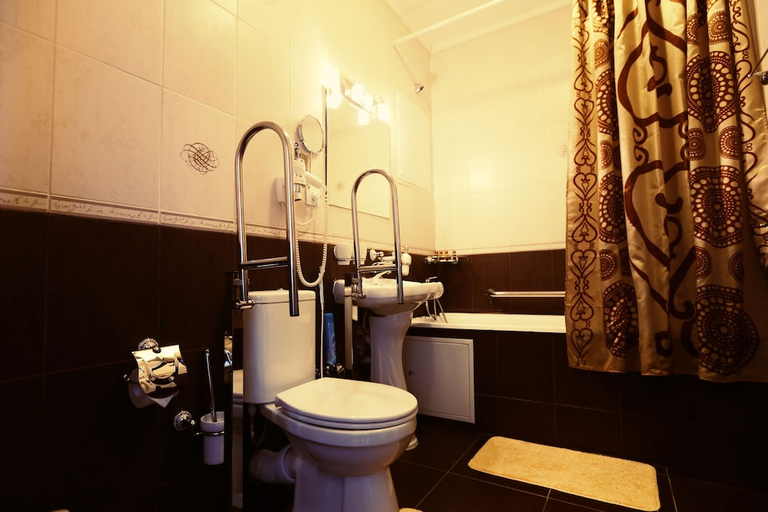 Bathroom 3, Art-Hotel Pushkino, Mytishchinskiy rayon