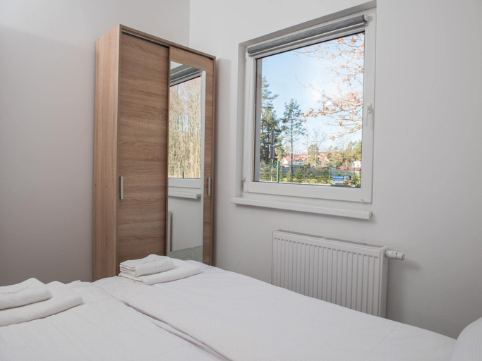 Bedroom 3, Spacious 3-room apartment, summer pool, Sławno