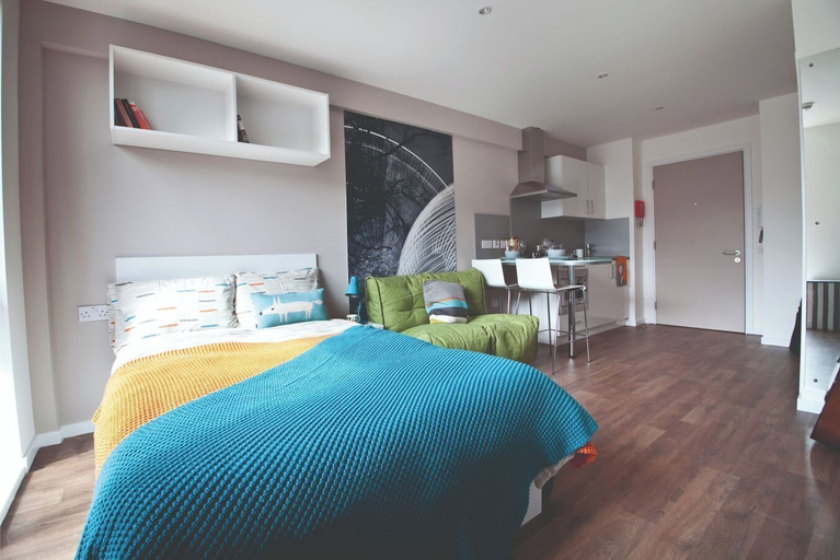Room 5, Student Only Gateway Apartments, Edinburgh