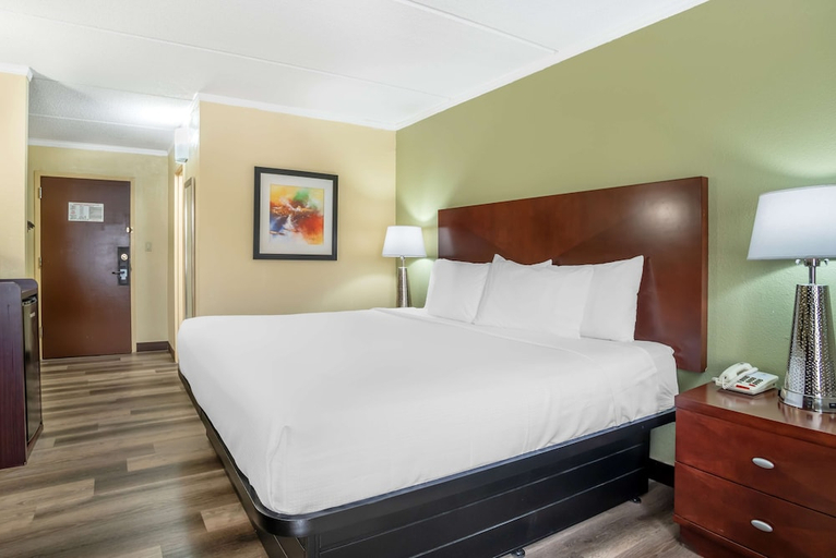 Bedroom 3, Best Western Charlotte-Gastonia, Gaston