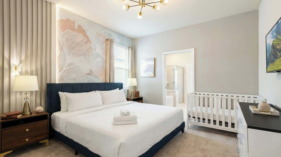 Bedroom 3, Spacious Home w/ Private Pool, Near Disney, Polk