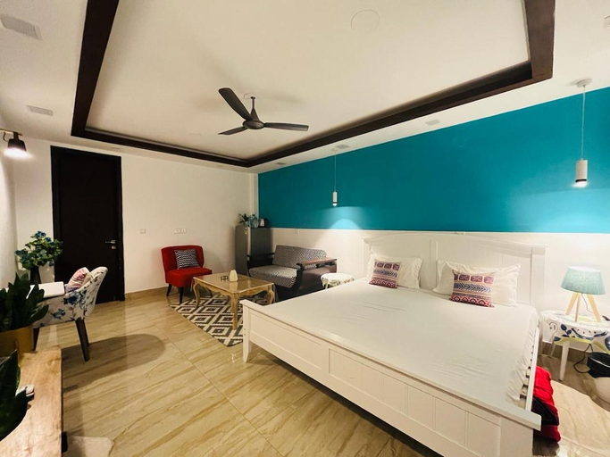 Others 3, South Delhi Apartments, Delhi