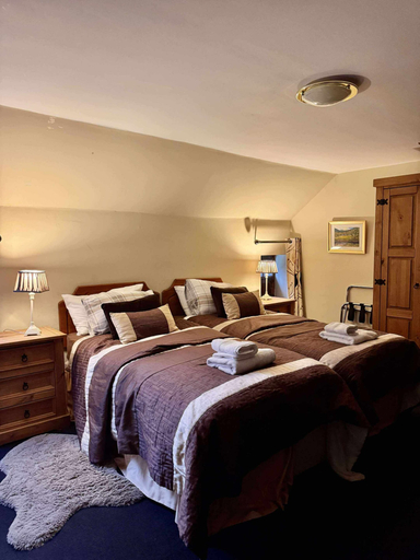 Bedroom 2, Lodge at Lochside, Angus