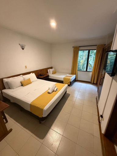 Room 5, Hotel Balcones de Malibu, Medellín
