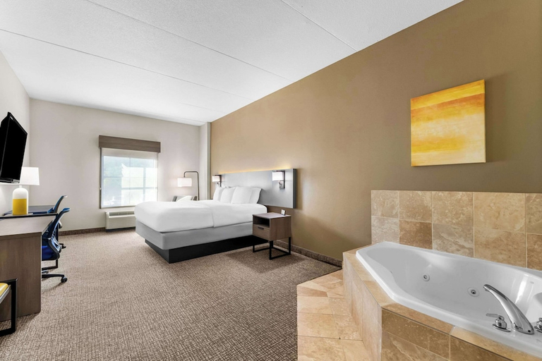 Bathroom 4, Comfort Inn Harriman, Roane
