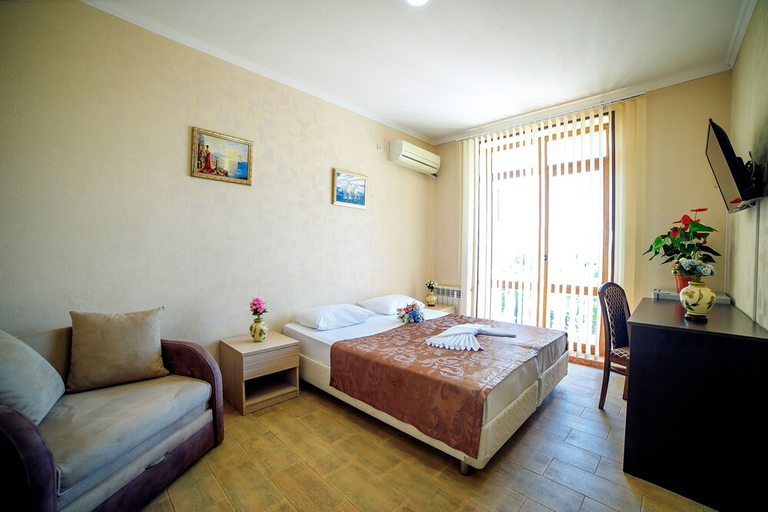 Others 4, Hotel Versal, Gelendzhik gorsovet