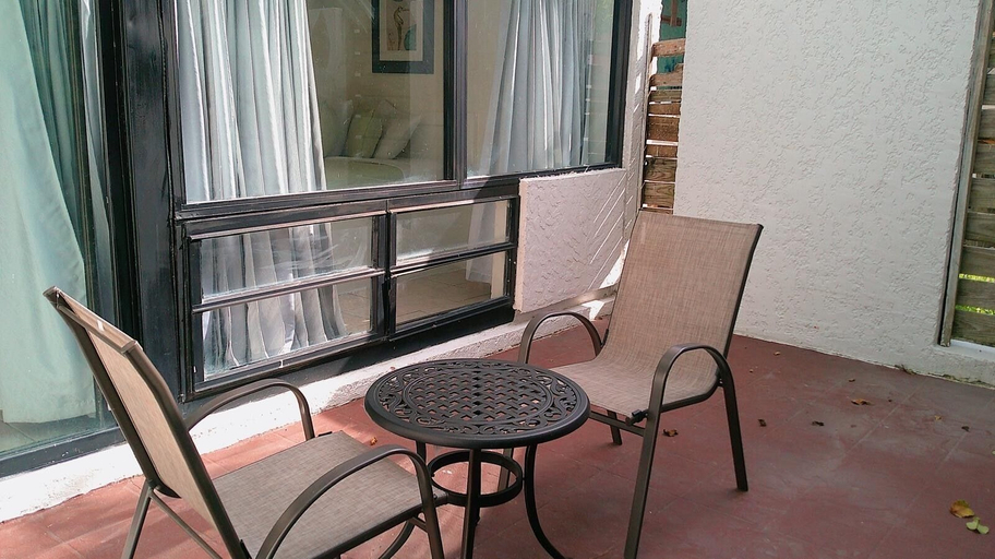 Others 5, The Island Garden Hotel