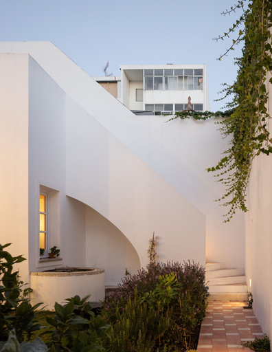 Room 4, Casa 1923 T2 in Faro, Faro