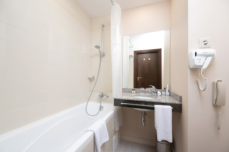 Bathroom 4, Armat Hotel, Irkutskiy rayon