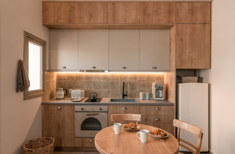 Private kitchen, Santorini - Villa - Sleeps 5 - Pool - Parking, South Aegean