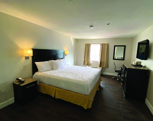 Bedroom 3, Quality Inn Del Rio, Val Verde