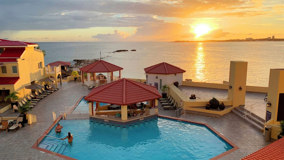 Sport & Beauty 2, Simpson Bay Resort, Marina & Spa