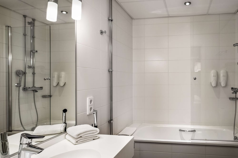 Bathroom 4, Scandic Meilahti, Uusimaa