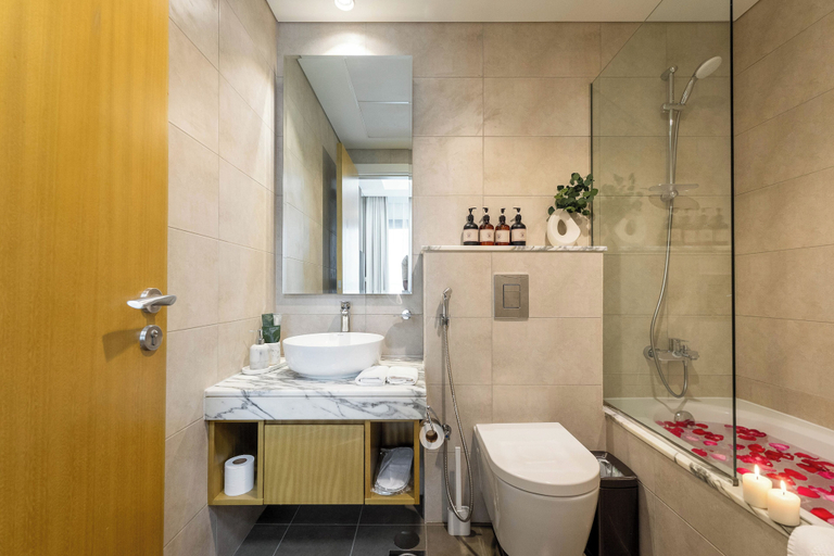 Bathroom 4, Chic 2BR Urban Escape in Aykon City, Dubai