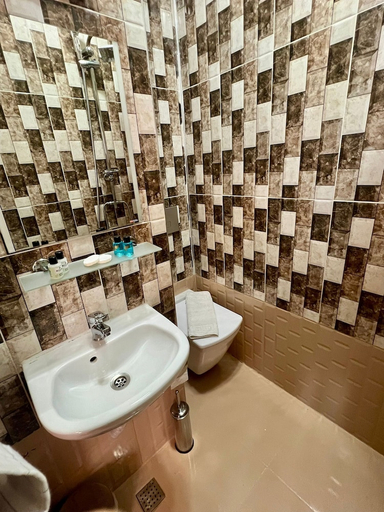 Bathroom 5, April Story Apart Hotel, Fatih