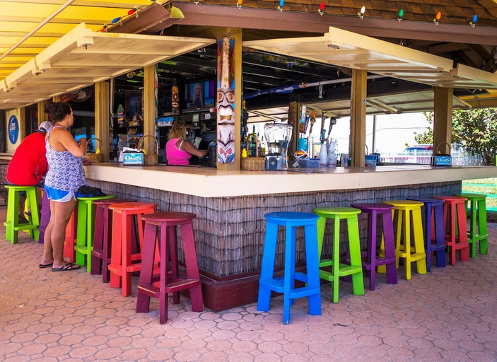 Food & Drinks 4, Fountain Beach Resort, Volusia