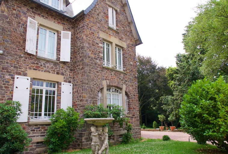 Exterior & Views 2, La Maison Rouge, Ille-et-Vilaine