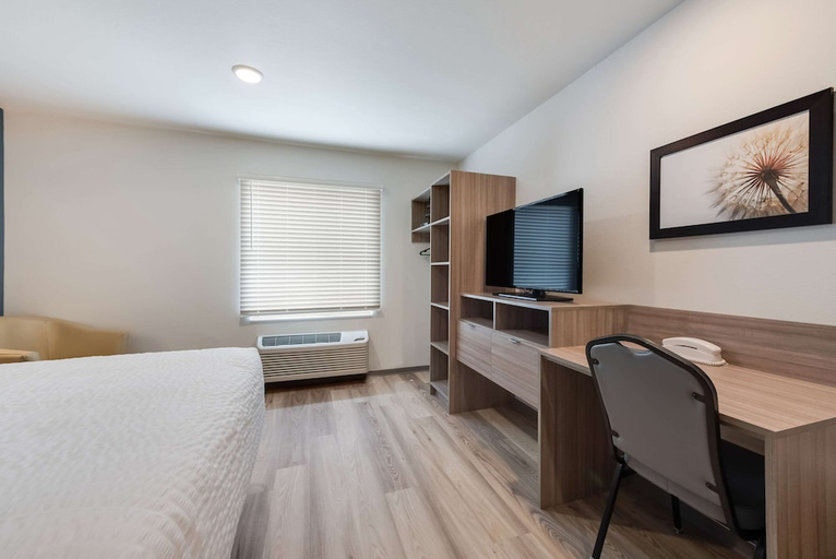Bedroom 3, WoodSpring Suites Meridian, Ada