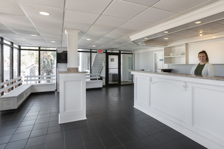 Public Area 2, Seaside Inn Oceanfront, Charleston
