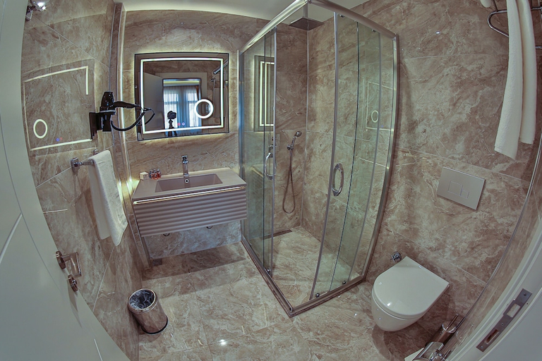 Bathroom 4, Seymen Hotel, Amasra