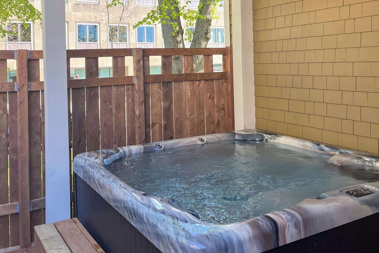 Sport & Beauty, Quality Inn & Suites Downtown, Queens