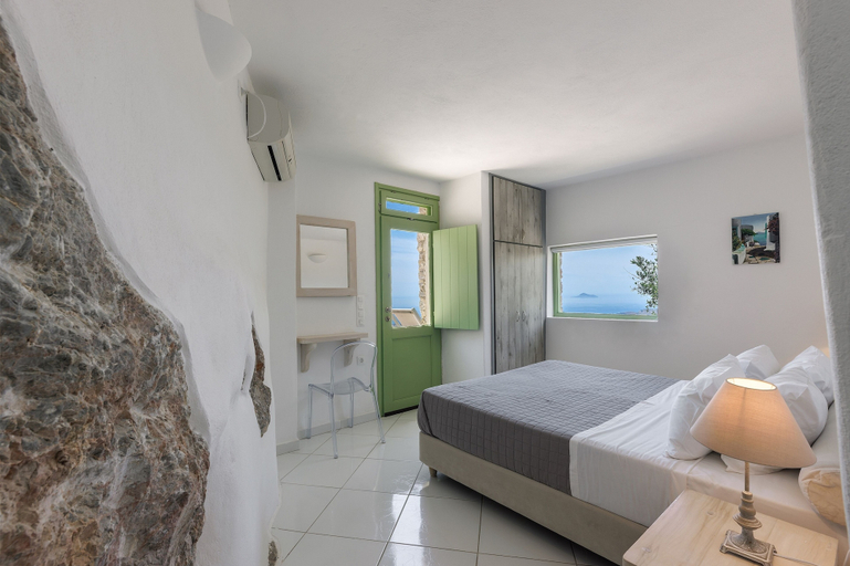 Room 2, Apartment - Sleeps 4 - Parking - Sea View, South Aegean