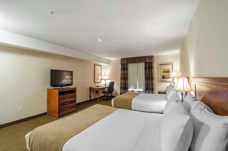 Bedroom 3, Quality Inn & Suites, Division No. 19